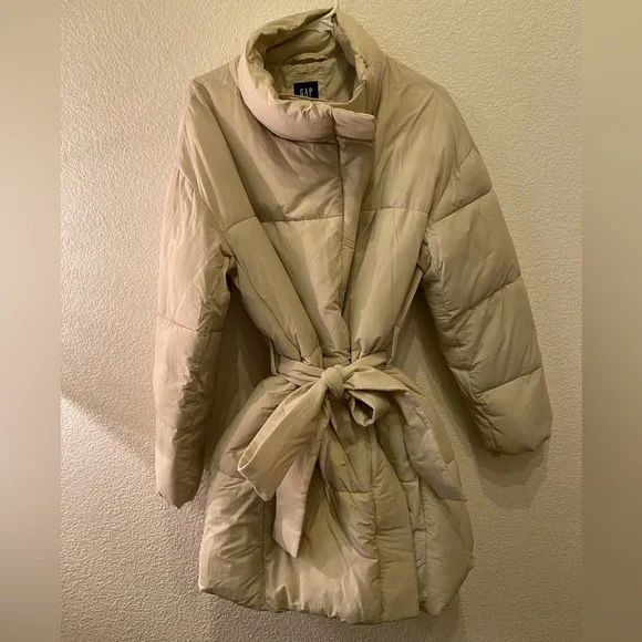Gap oversized puffer coat (Women’s) - Picture 1 of 2